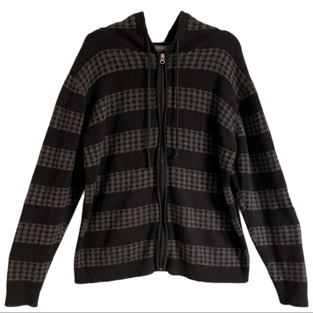 Retrofit • Black & Gray Striped Zip Up Hoodie